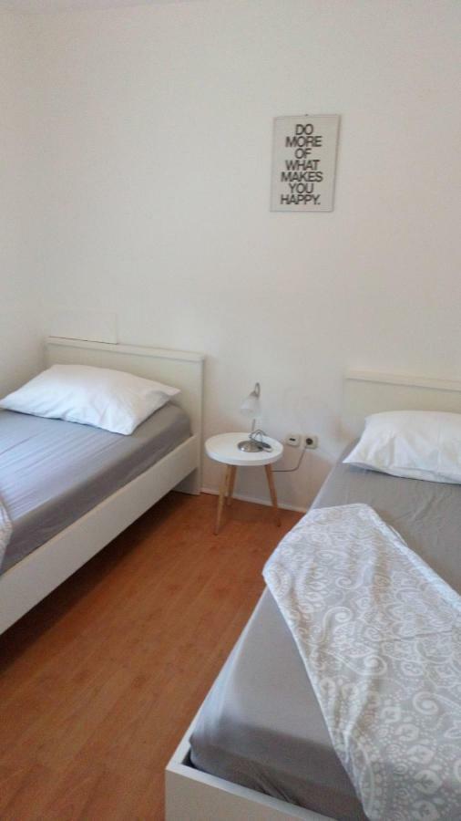 Apartments Juric - Zablaće エクステリア 写真