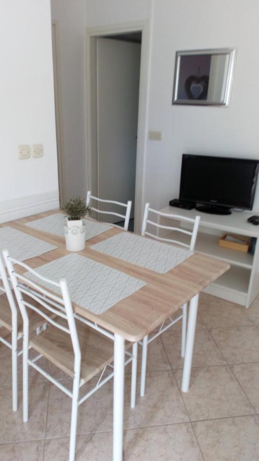 Apartments Juric - Zablaće エクステリア 写真