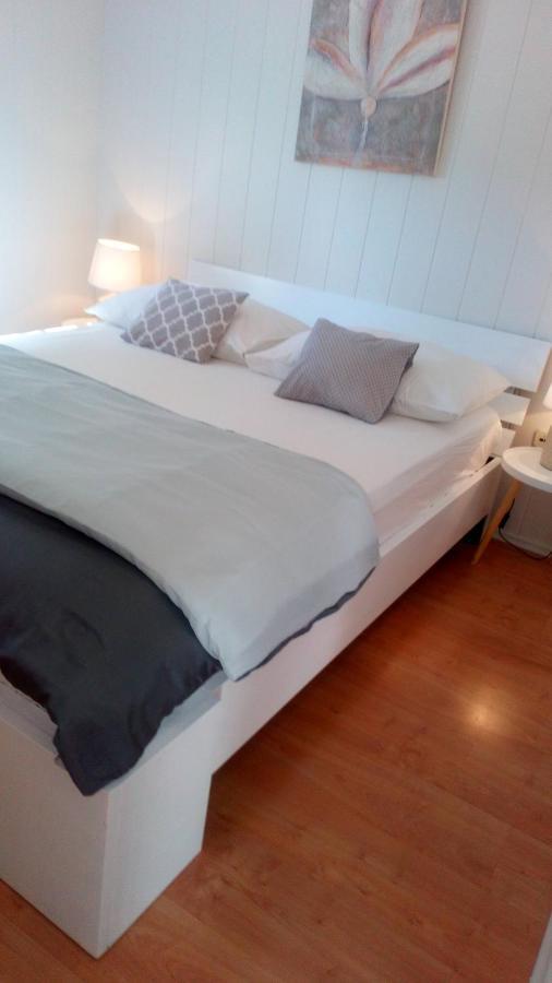 Apartments Juric - Zablaće エクステリア 写真