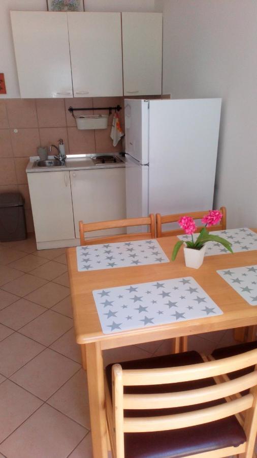 Apartments Juric - Zablaće エクステリア 写真
